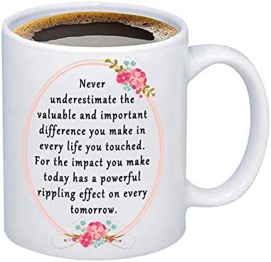 A caneca de café da assistente social Buana nunca subestime a diferença valiosa e importante que você fez em toda