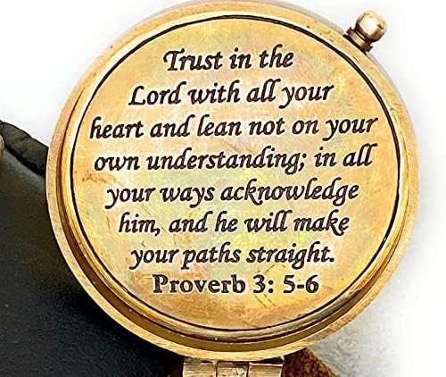 Provérbios 3: 5-6 Presente de bússola gravado para homens, confie no Lord Inscription Compasses Graduation