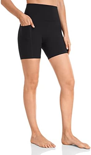 Heynuts Shorts de motociclistas essenciais com bolsos laterais para mulheres, shorts de ioga de compressão de cintura