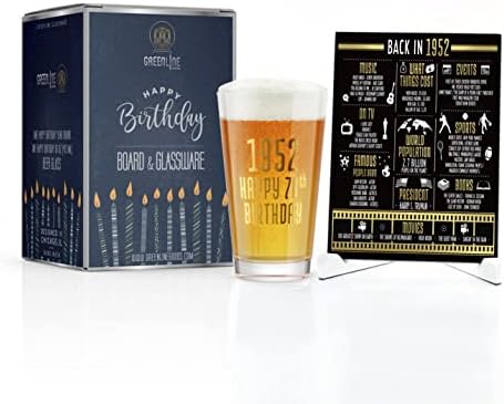 Greenline Goods Feliz Aniversário Beer Pint Glass & 1952 Birthday Year Facts Plact com suporte incluído - 70º aniversário para homens e mulheres - Cheers a 70 anos! Letras douradas