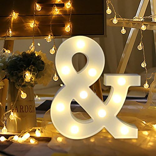 As luzes da letra de LED do alfabeto acendem letras plásticas brancas em pé de pé de pingo A-M & Battery Christmas Lights