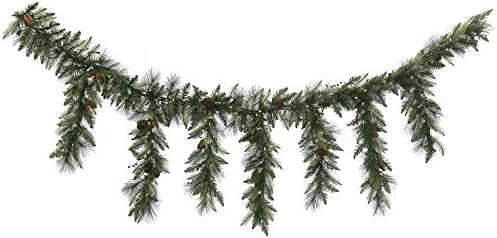 Vickerman 9 'Vallejo Mixed Pine and Berry Icicle Garland com 150 luzes LED brancas quentes