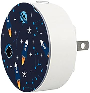 2 Pacote Plug-in Nightlight LED Night Light com sensor de entardecer para o amanhecer para o quarto de crianças, viveiro, cozinha, corredor de constelação de foguete astronautas